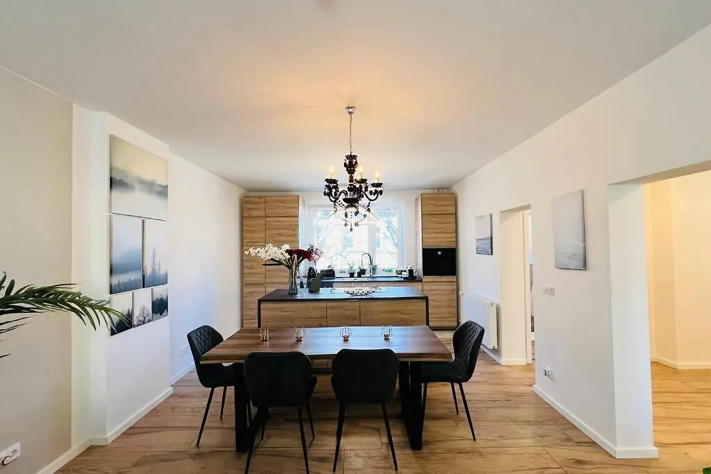 Central Designer 3 Room Apt With Terrace & Parking Berlin