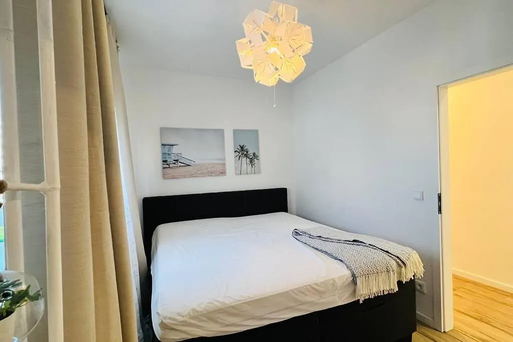 Central Designer 3 Room Apt With Terrace & Parking Berlin Apartment