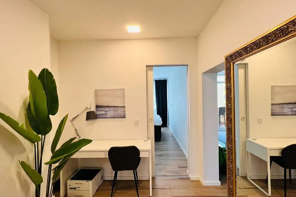 Central Designer 3 Room Apt With Terrace & Parking Berlin 0*,